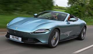 Ferrari Roma Spider - front